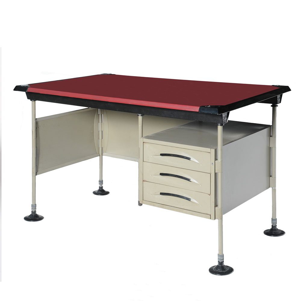 Serie mobili metallici “Spazio”