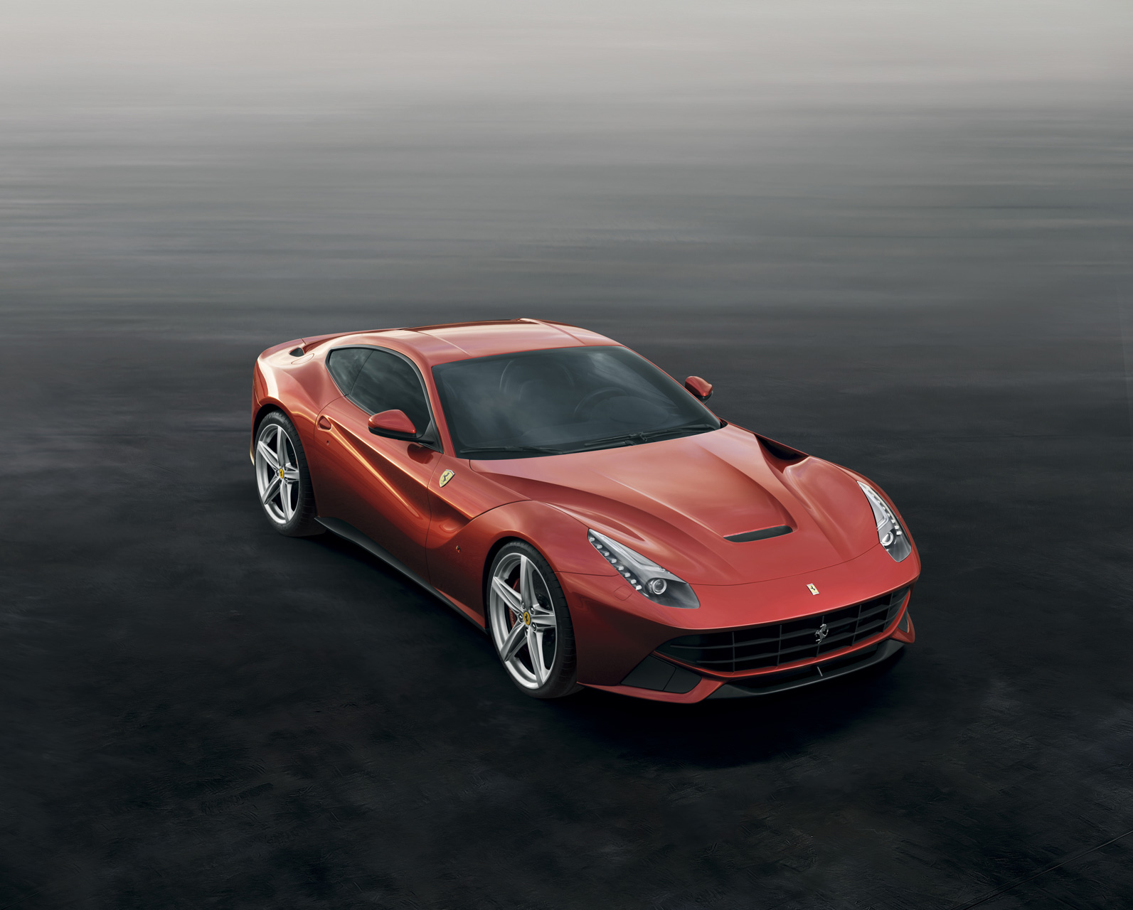 Ferrari 12 cilindri “F12 Berlinetta” Ferrari 12 cilindri “F12 Berlinetta”