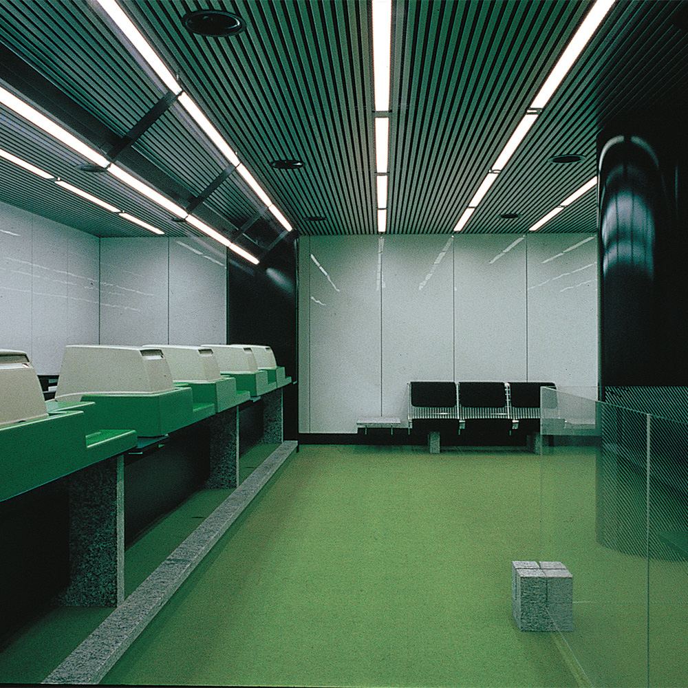 Immagine Coordinata e Progetto per Agenzie Passeggeri Alitalia