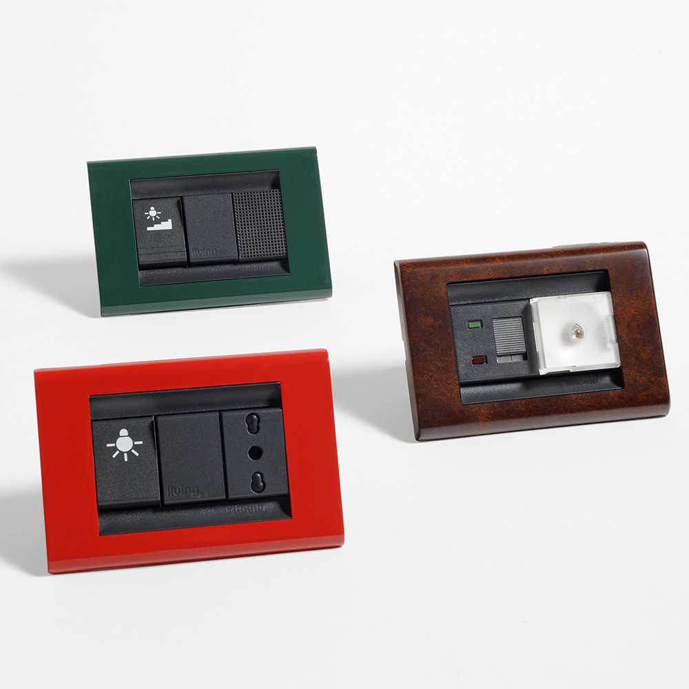 Apparecchiature elettriche “Living”