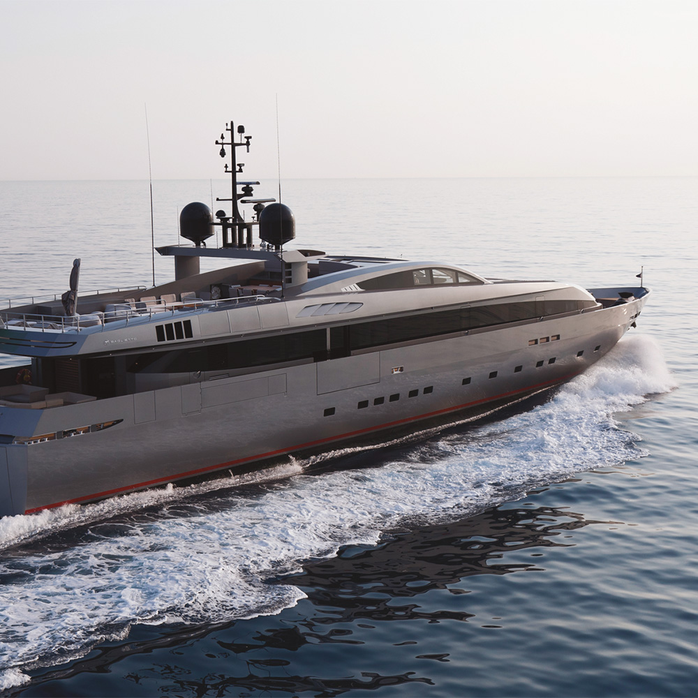 Imbarcazione a motore “Monokini”