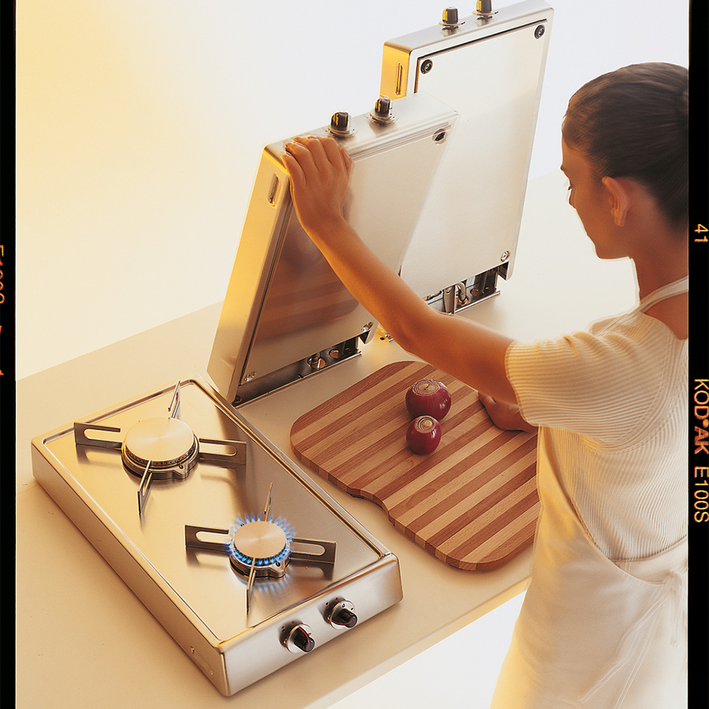 Piano di cottura da appoggio ribaltabile